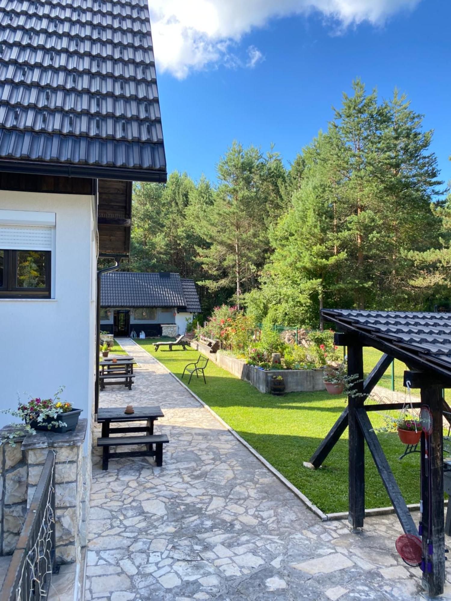 House Maka Hotel Rudanovac Exterior foto